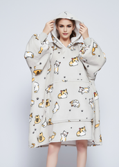SNUGLFIT™ Hoodie Blanket - Kitten design, oversized wearable blanket with plush Sherpa fleece, cozy and stylish for indoor and outdoor comfort.